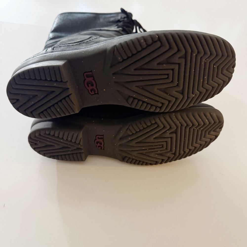UGG Elsa Leather Boots - Picture 7 of 10